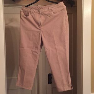 Ruby Rd. Tan Crop Capris